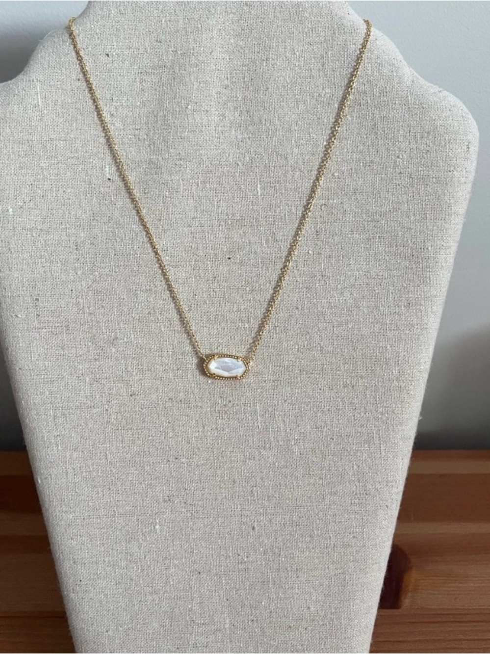 Kendra Scott - Elisa Gold Necklace in Ivory